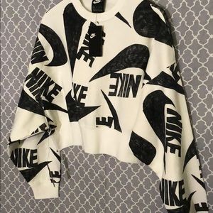 Nike cropped crew neck